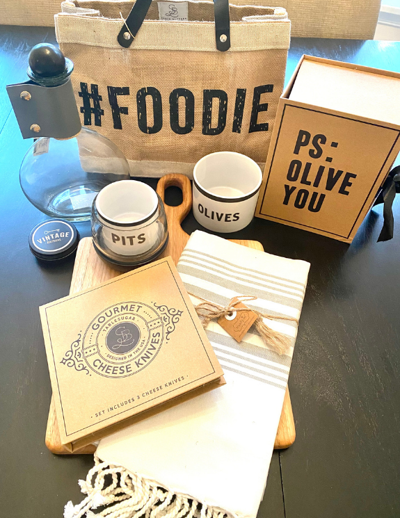 Entertainers Essentials Gift Package